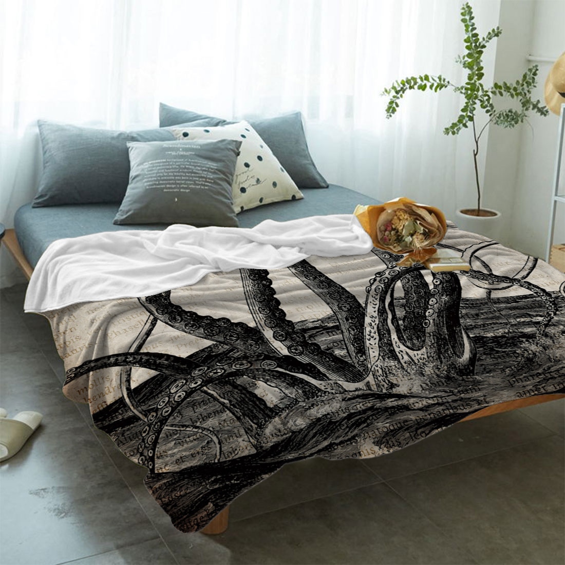 Cthulhu Octopus Old Newspaper Flannel Blanket for Bed Sofa Portable Soft Fleece Throw Funny Plush Bedspreads 1